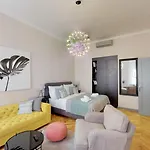 EMPIRENT Garden Suites
